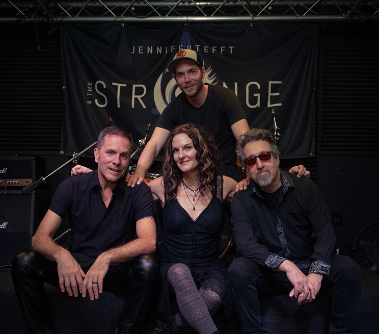 Jennifer Tefft & The Strange